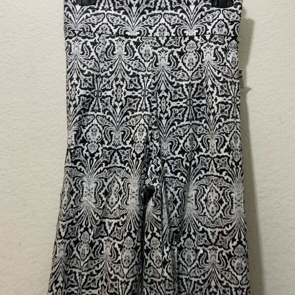 Never A Wallflower Women's art  black/white Flare Pants Size S NWT $264 - Picture 2 of 10